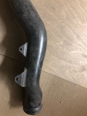 Патрубок впускного вариатора БУ (707001163-1) - фото 18971