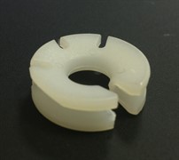 Кольцо-крепеж пластиковой боковой панели (517305723)